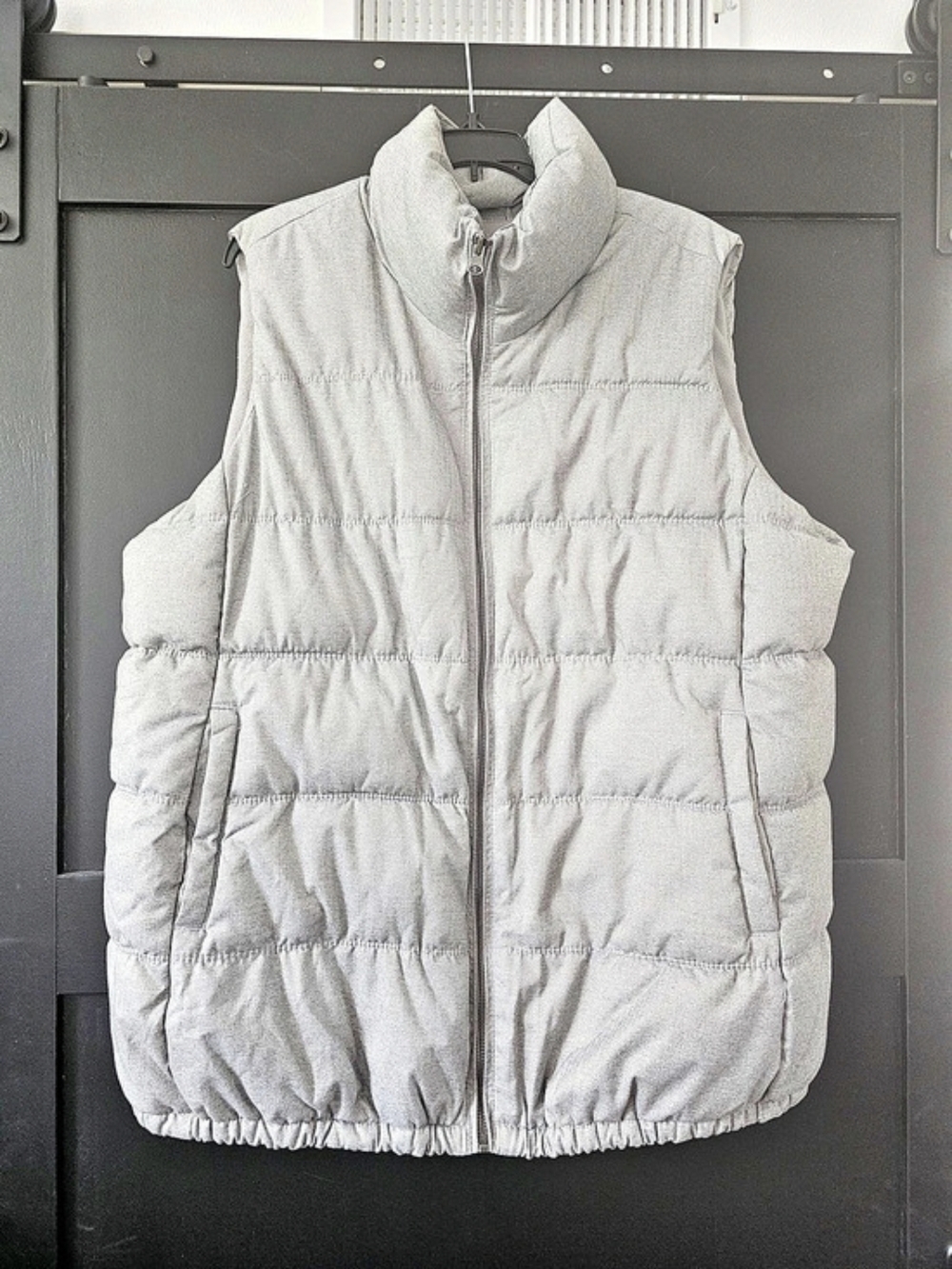 Old Navy Maternity Gray Puffer Vest Size XL